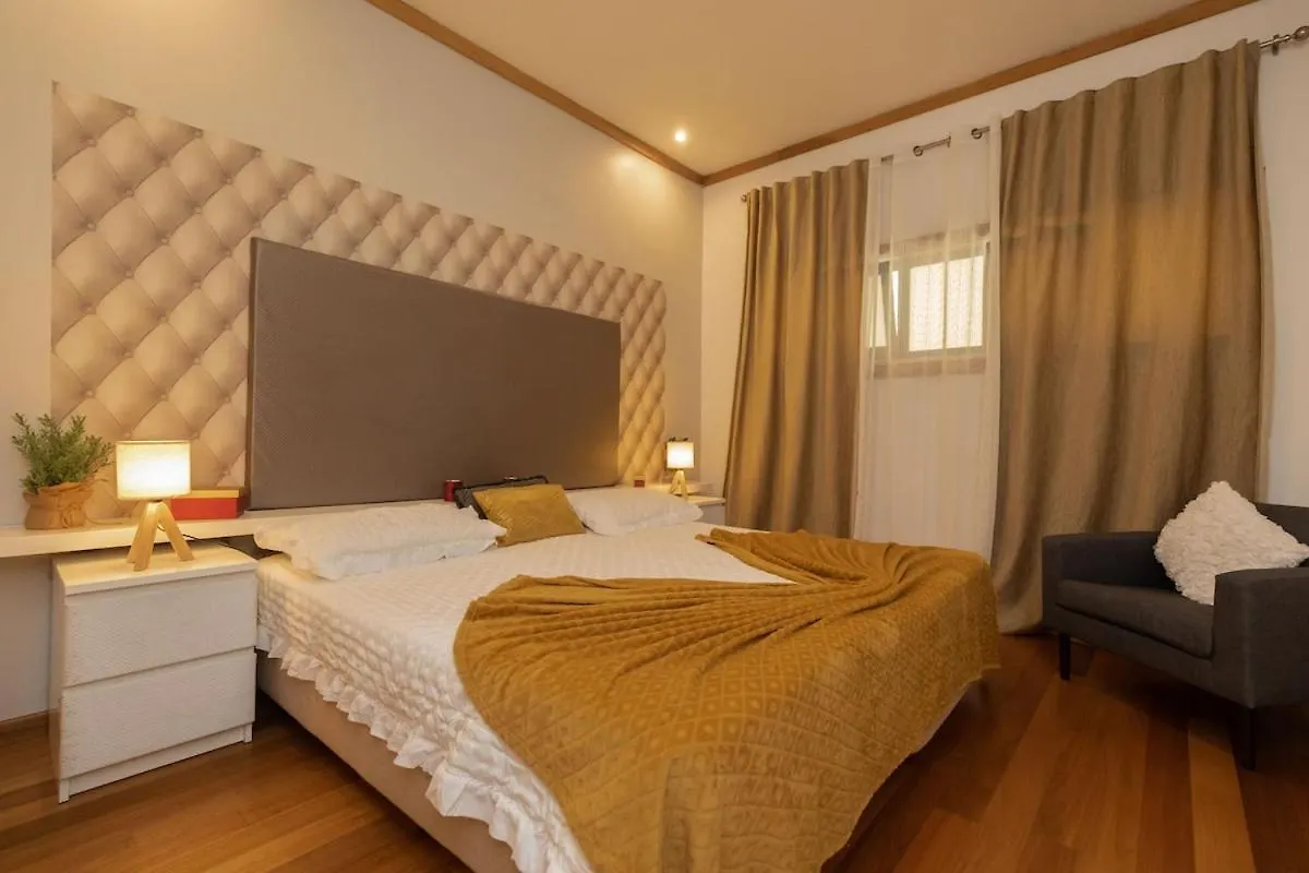 פונשל Monumental Miramar Apartment פורטוגל