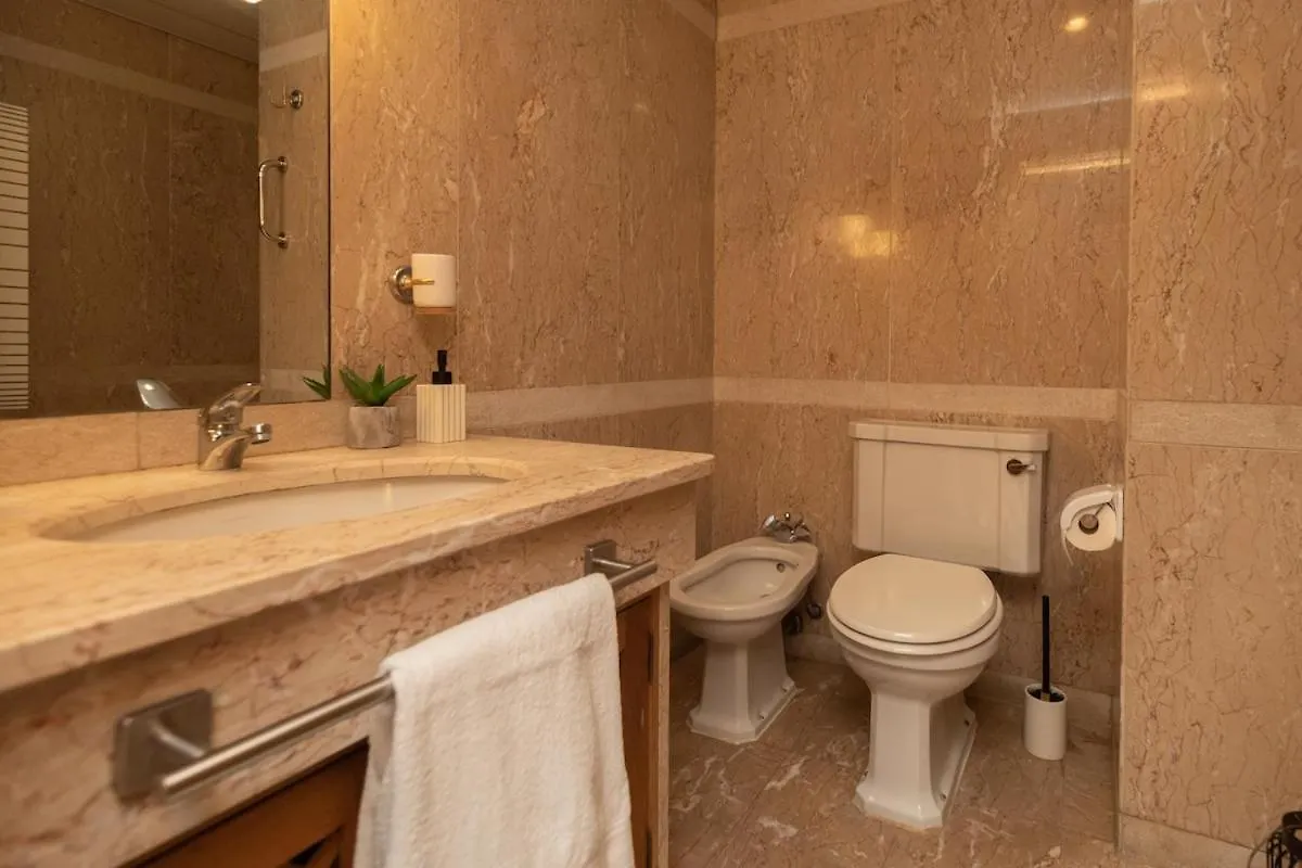פונשל Monumental Miramar Apartment פורטוגל